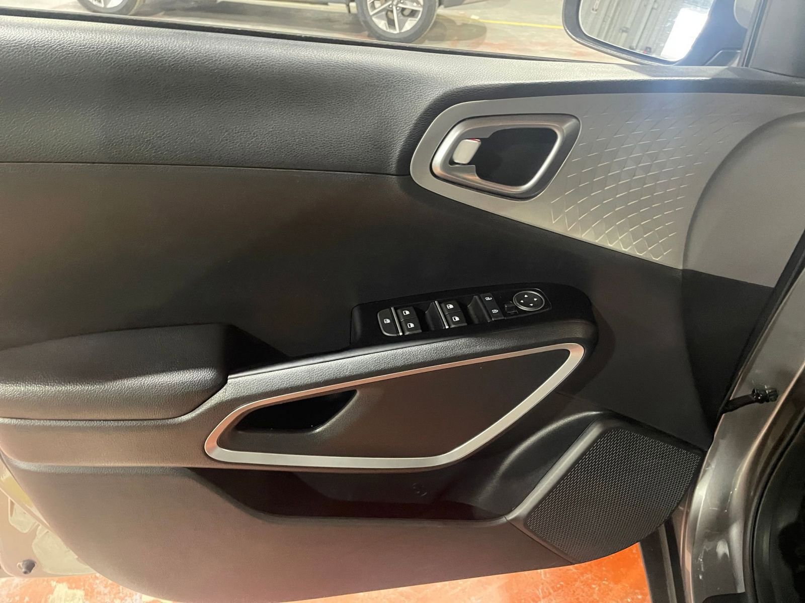 Thumbnail: 2025 Kia Soul - 18