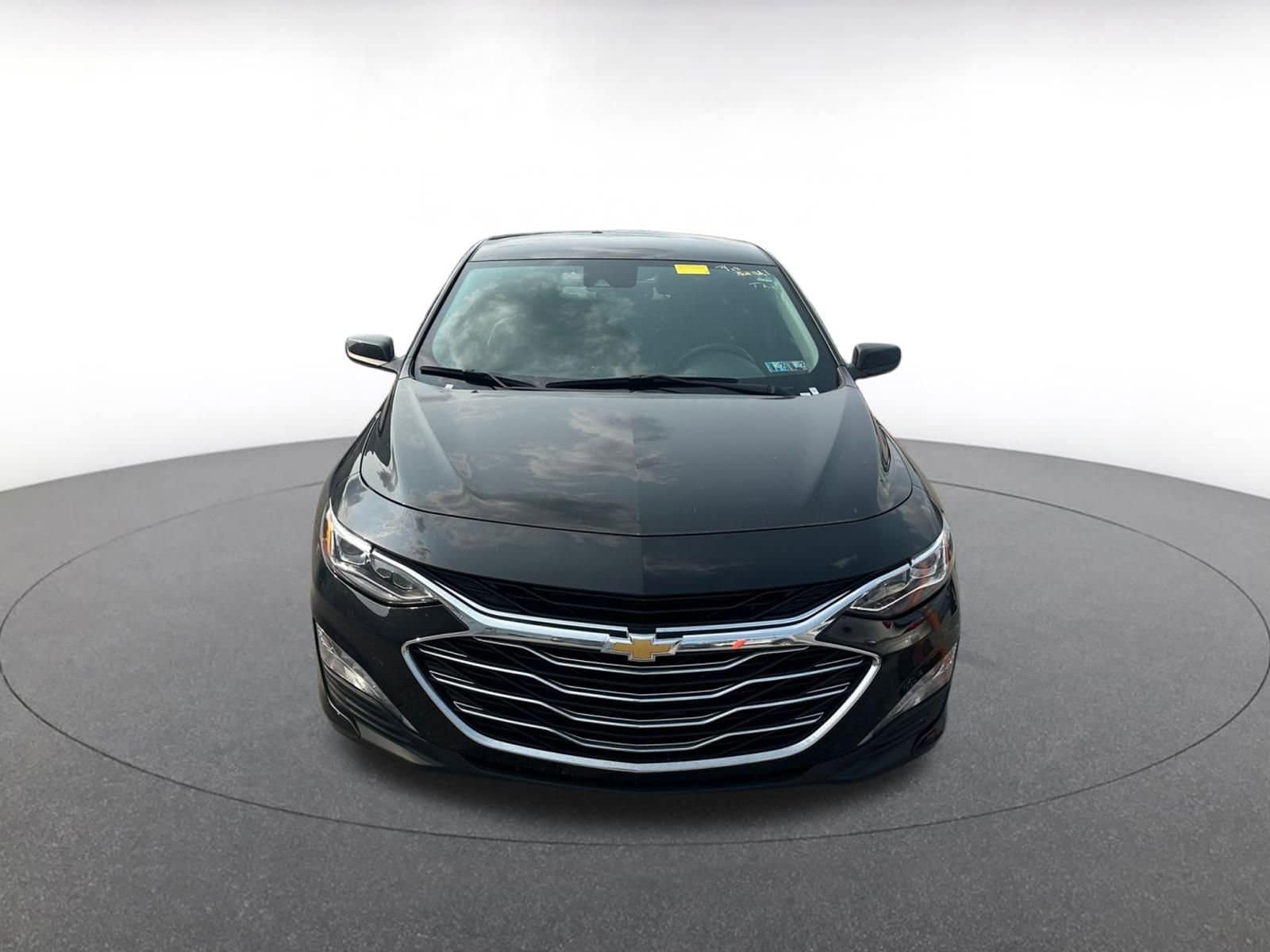 Thumbnail: 2024 Chevrolet Malibu - 2