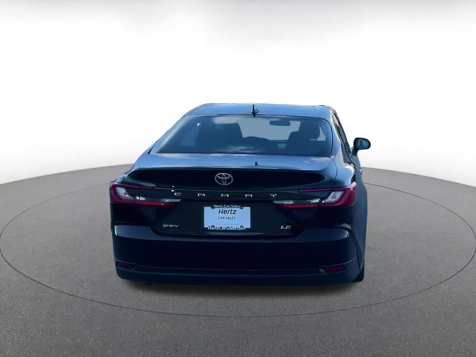 Thumbnail: 2025 Toyota Camry - 11