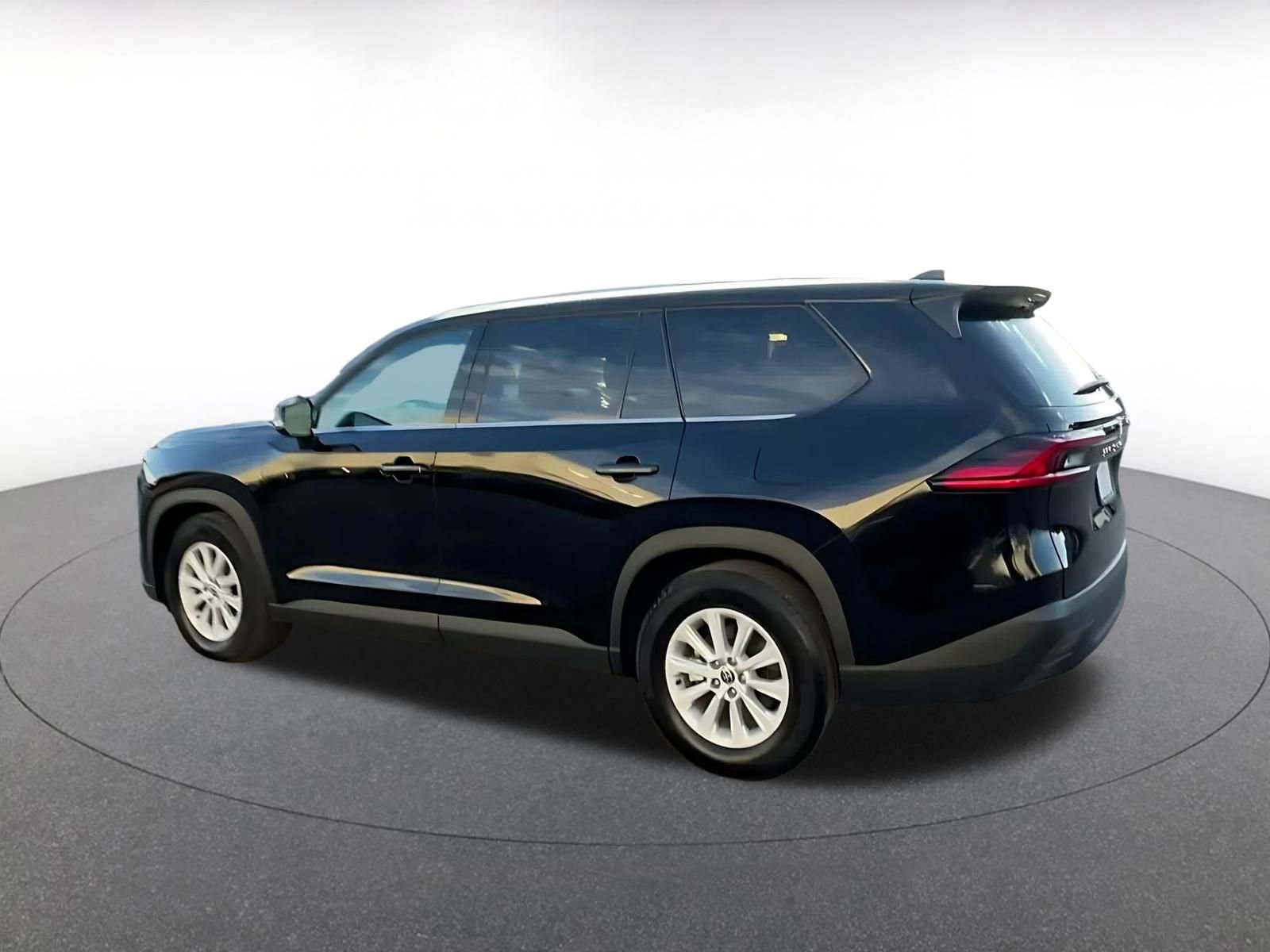 Thumbnail: 2025 Toyota Grand Highlander - 9