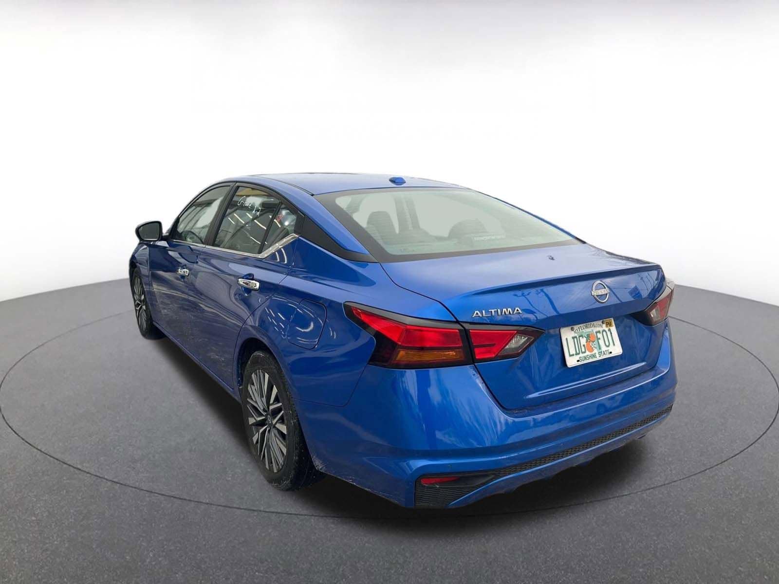 Thumbnail: 2025 Nissan Altima - 3