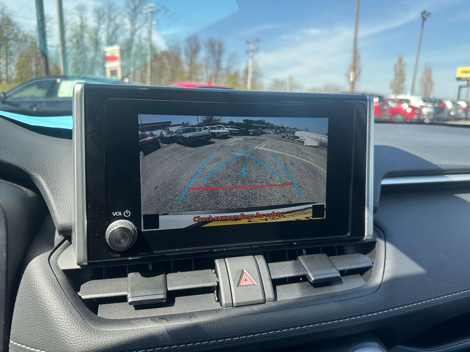 Thumbnail: 2025 Toyota RAV4 - 23