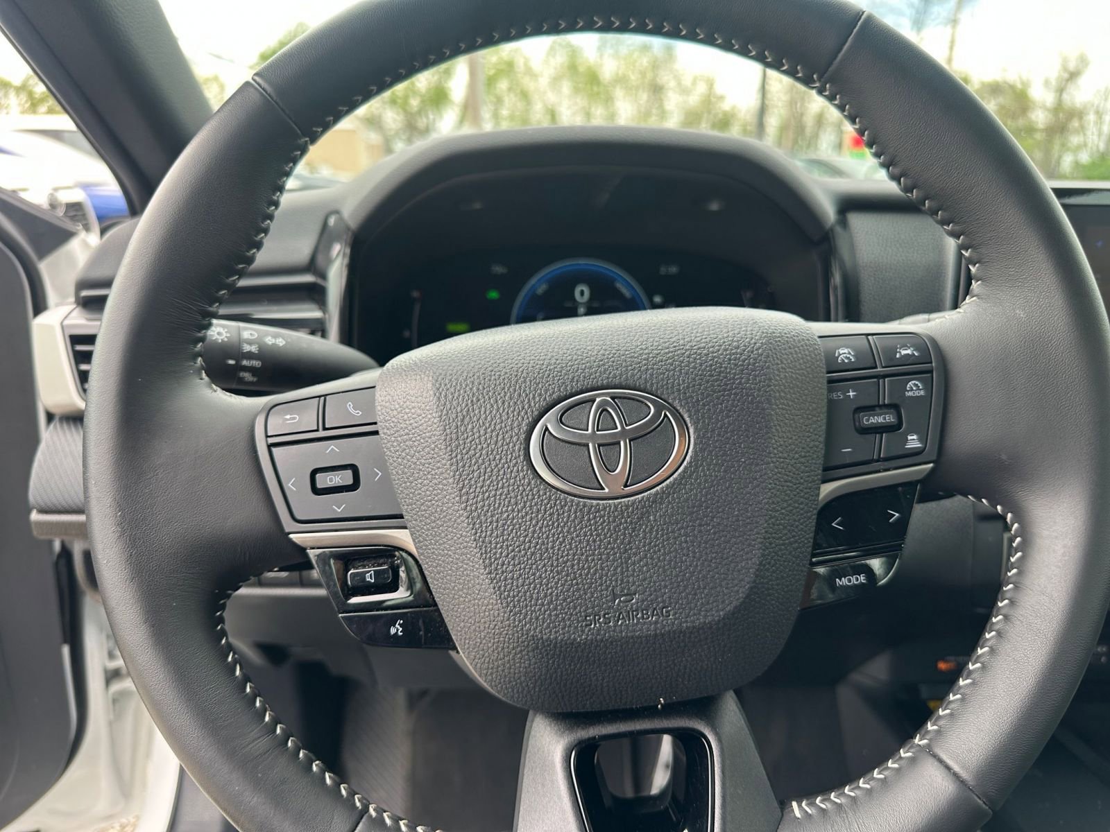 Thumbnail: 2025 Toyota Camry - 28