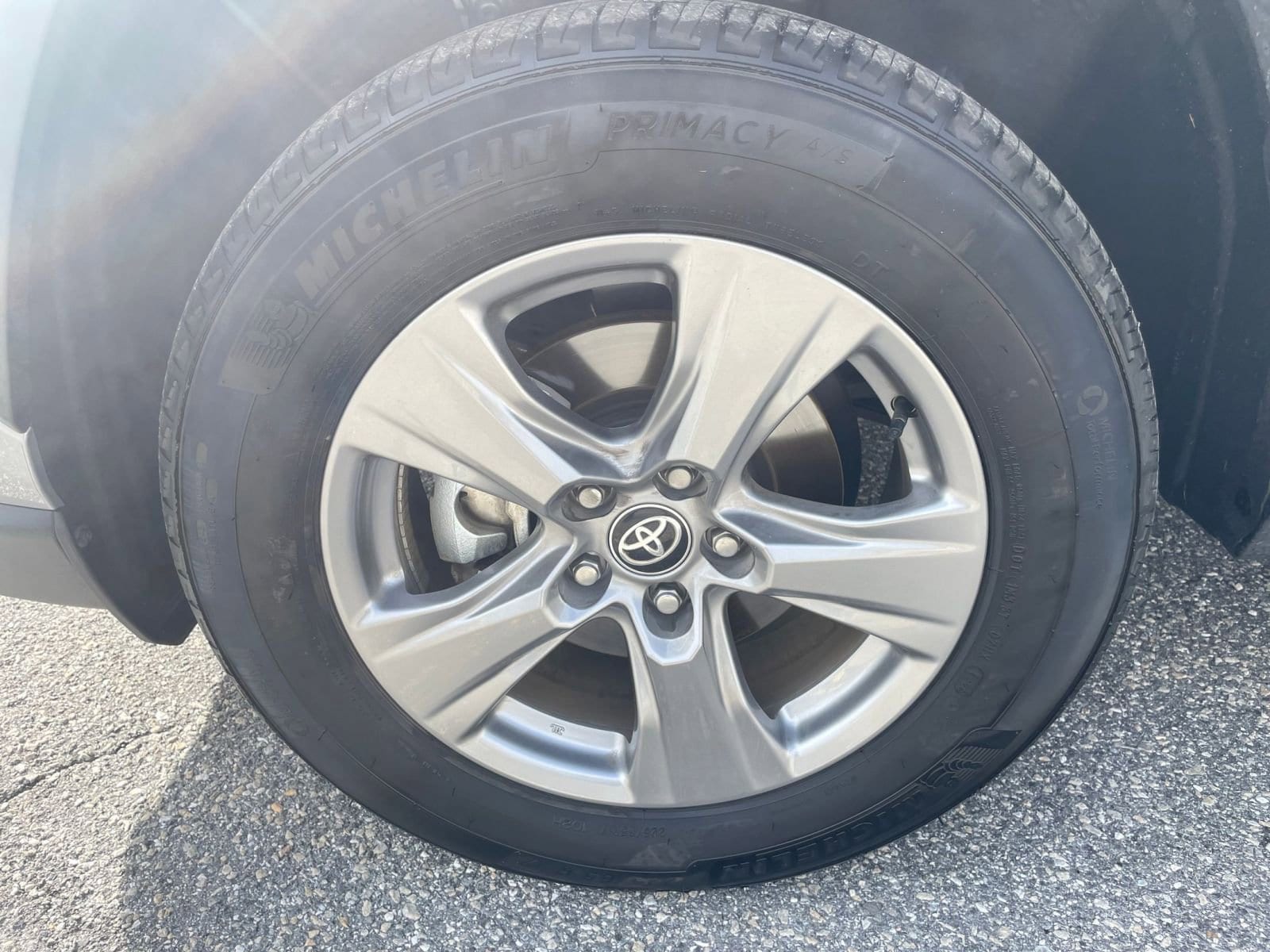 Thumbnail: 2025 Toyota RAV4 - 29