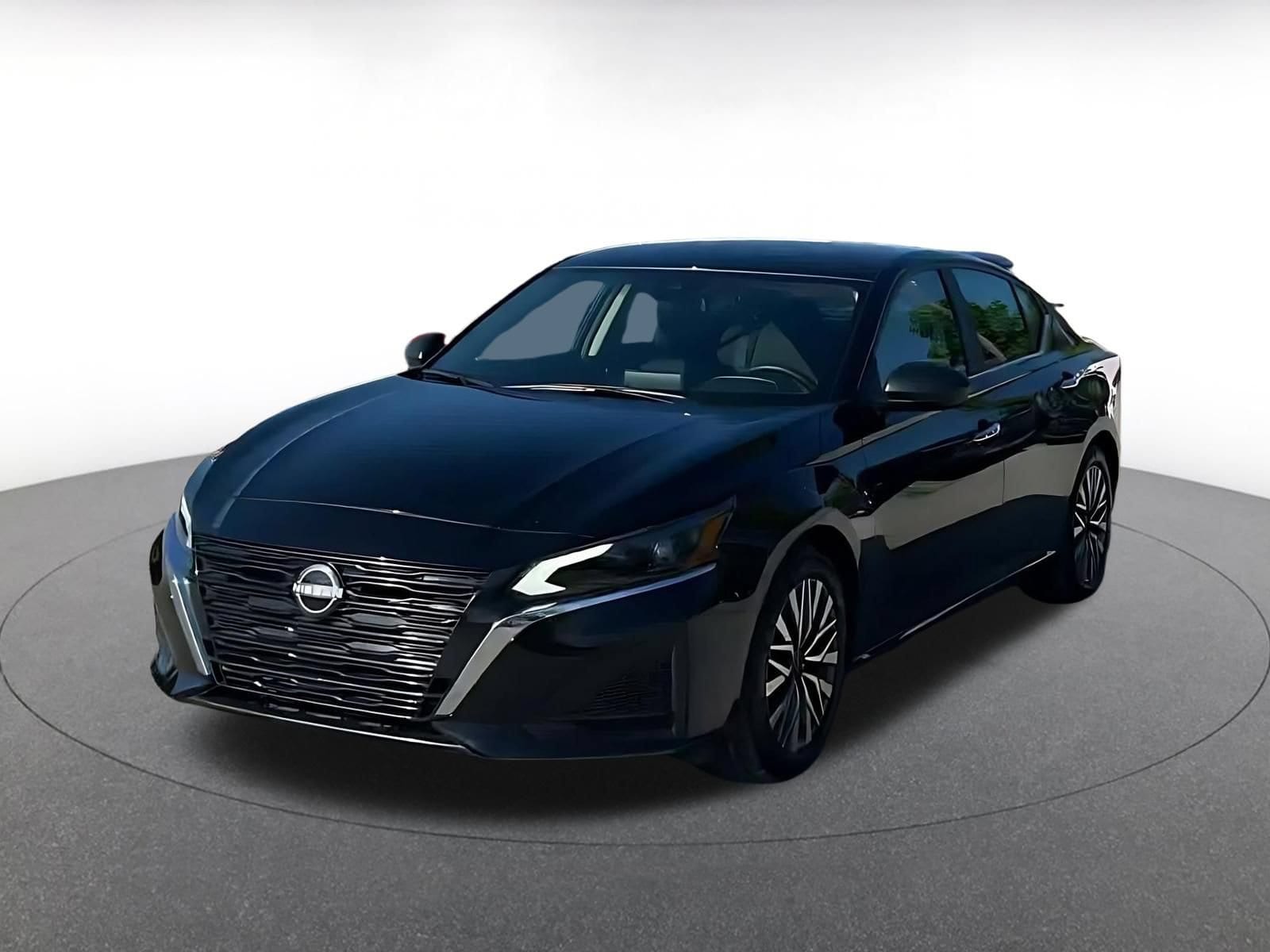 Thumbnail: 2025 Nissan Altima - 6