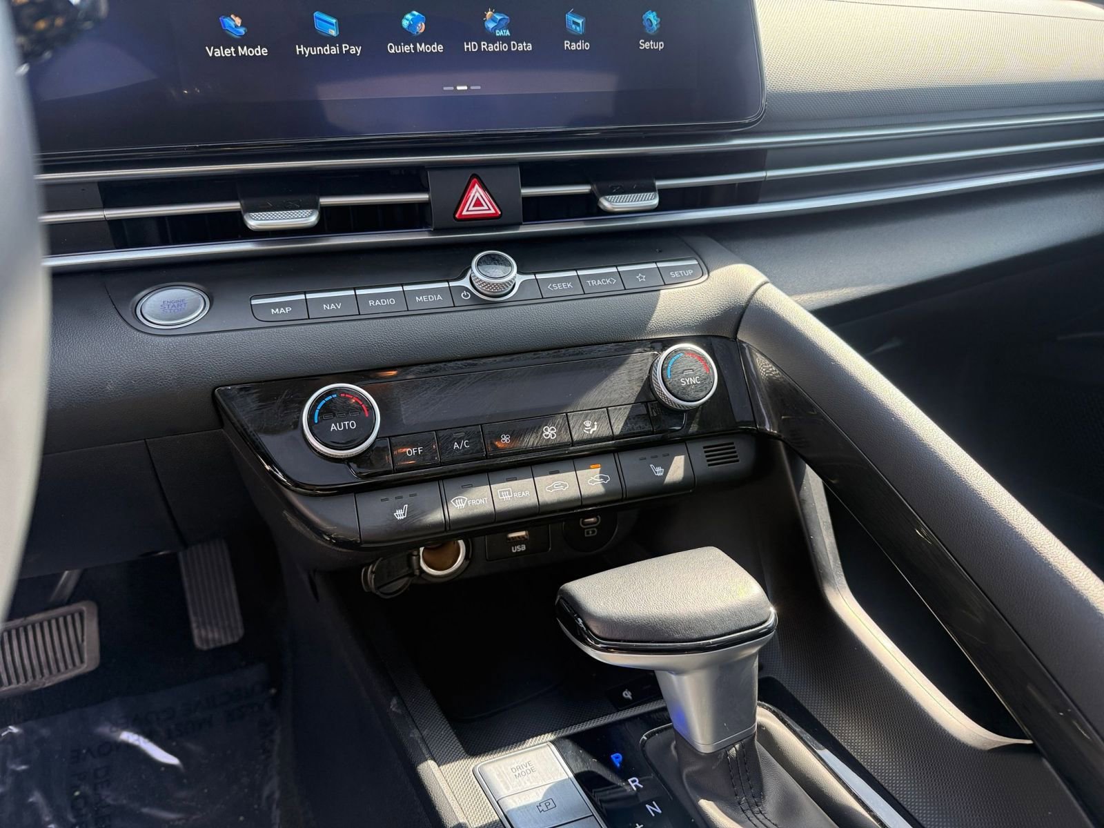 Thumbnail: 2025 Hyundai Elantra - 17