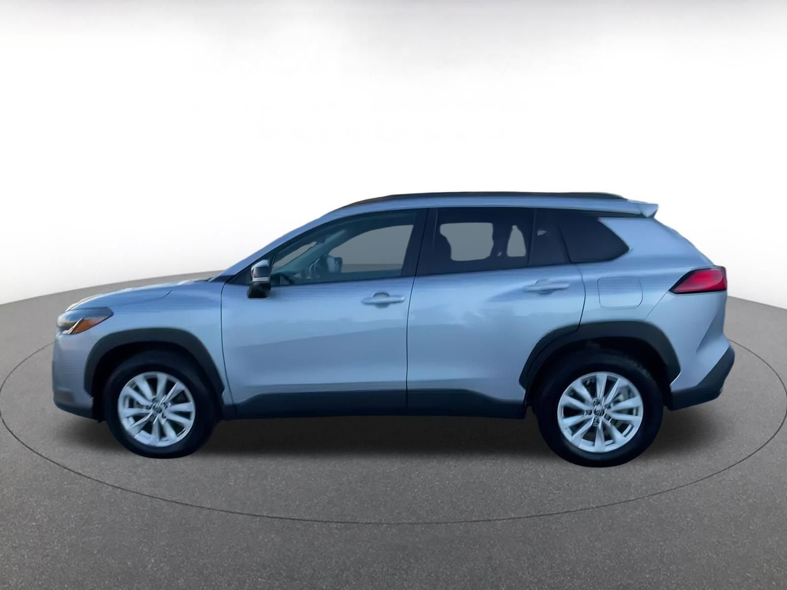 Thumbnail: 2025 Toyota Corolla Cross - 9