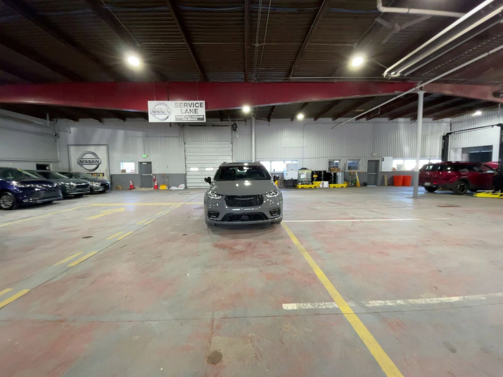 Thumbnail: 2025 Chrysler Pacifica - 16