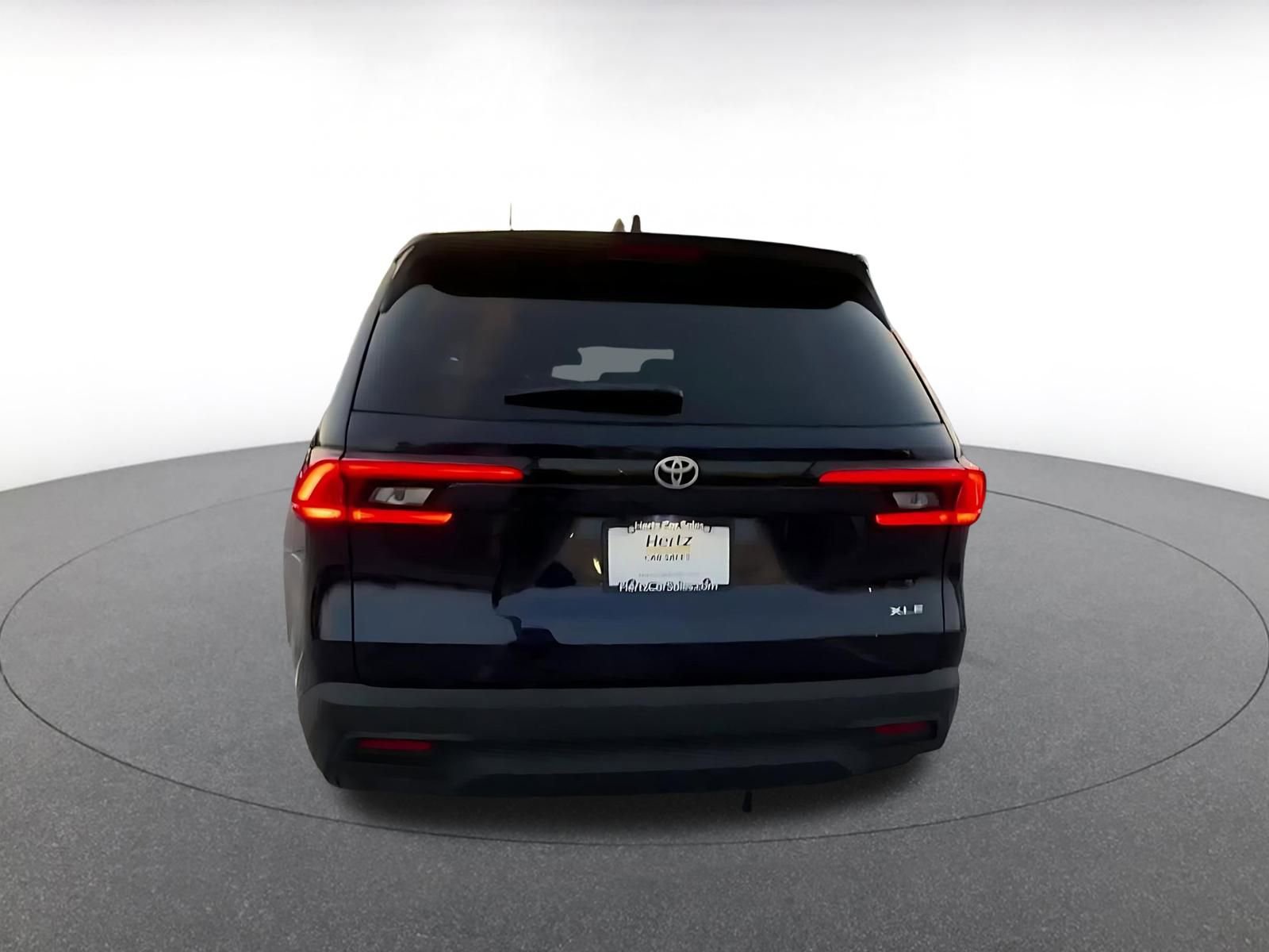 Thumbnail: 2025 Toyota Grand Highlander - 12