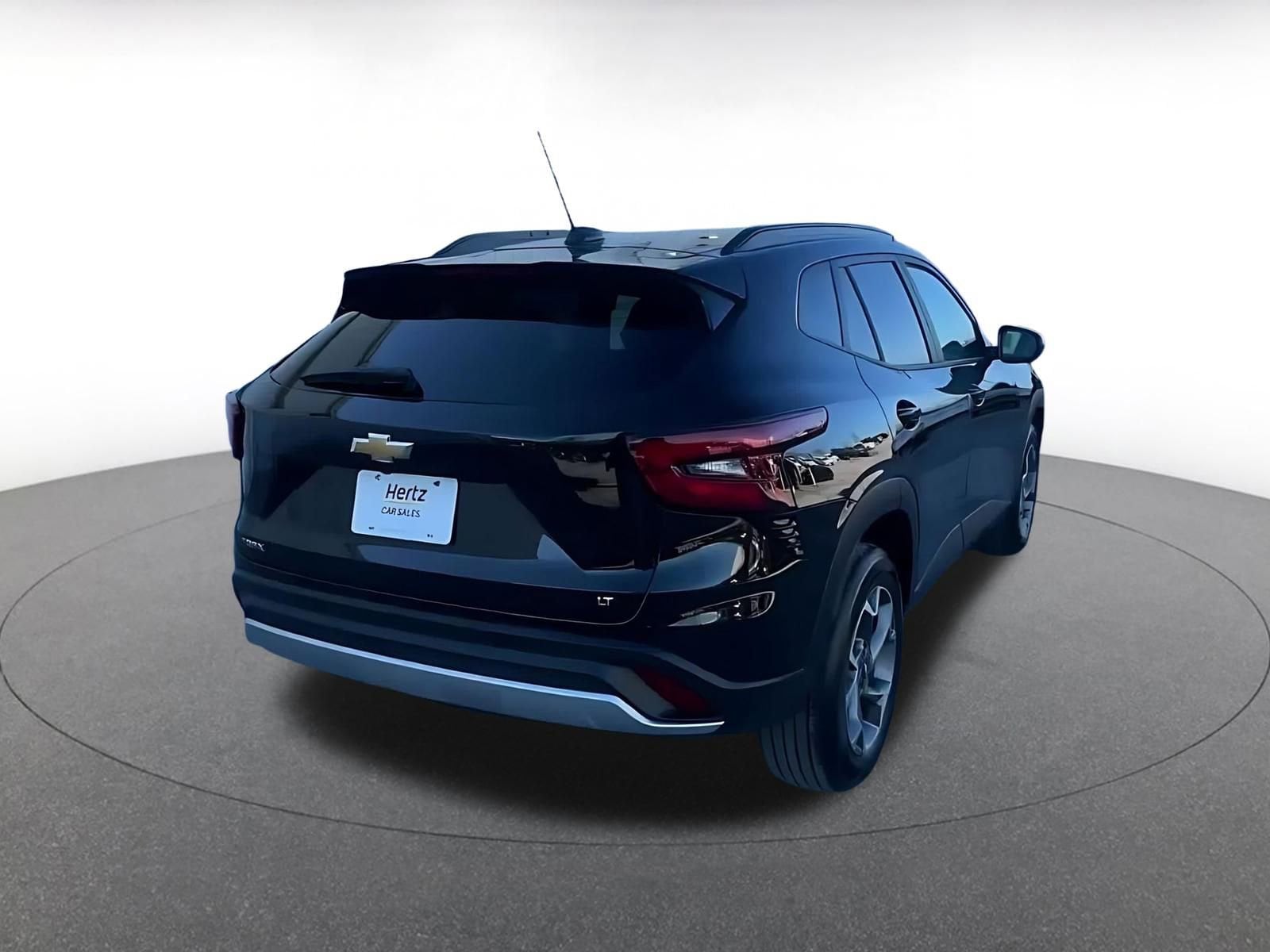 Thumbnail: 2025 Chevrolet Trax - 14