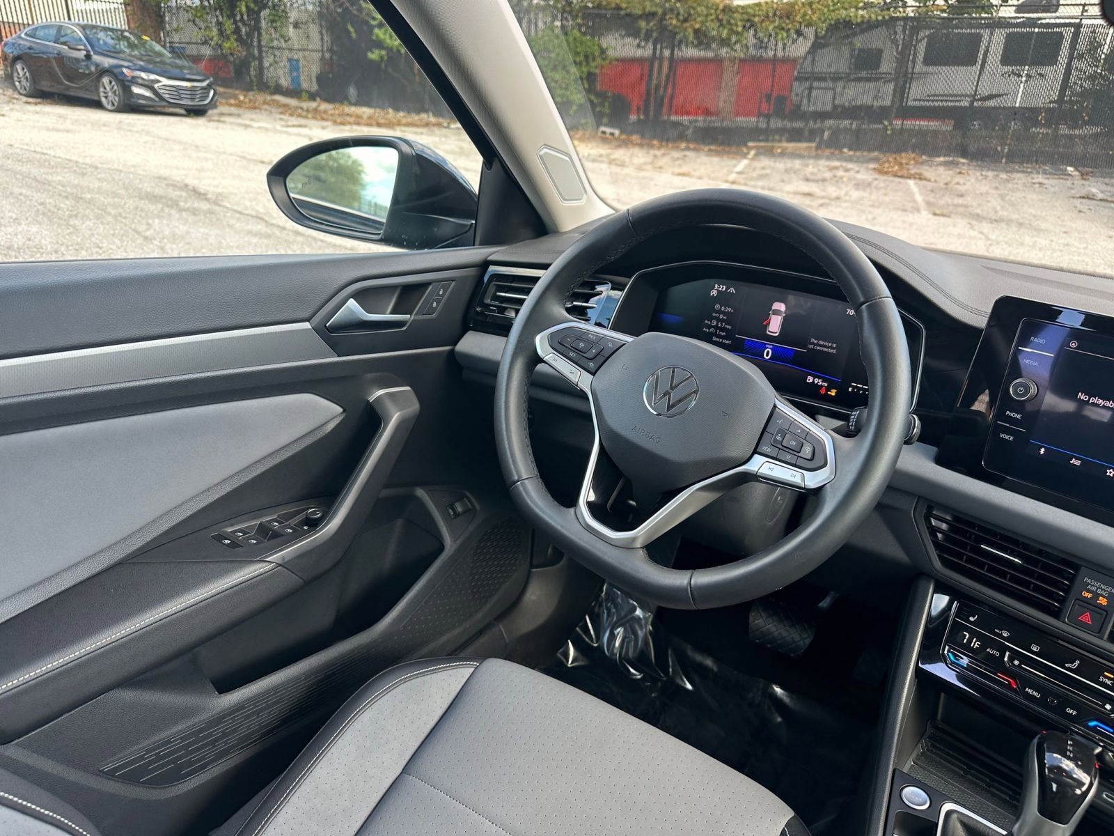 Thumbnail: 2025 Volkswagen Jetta - 33