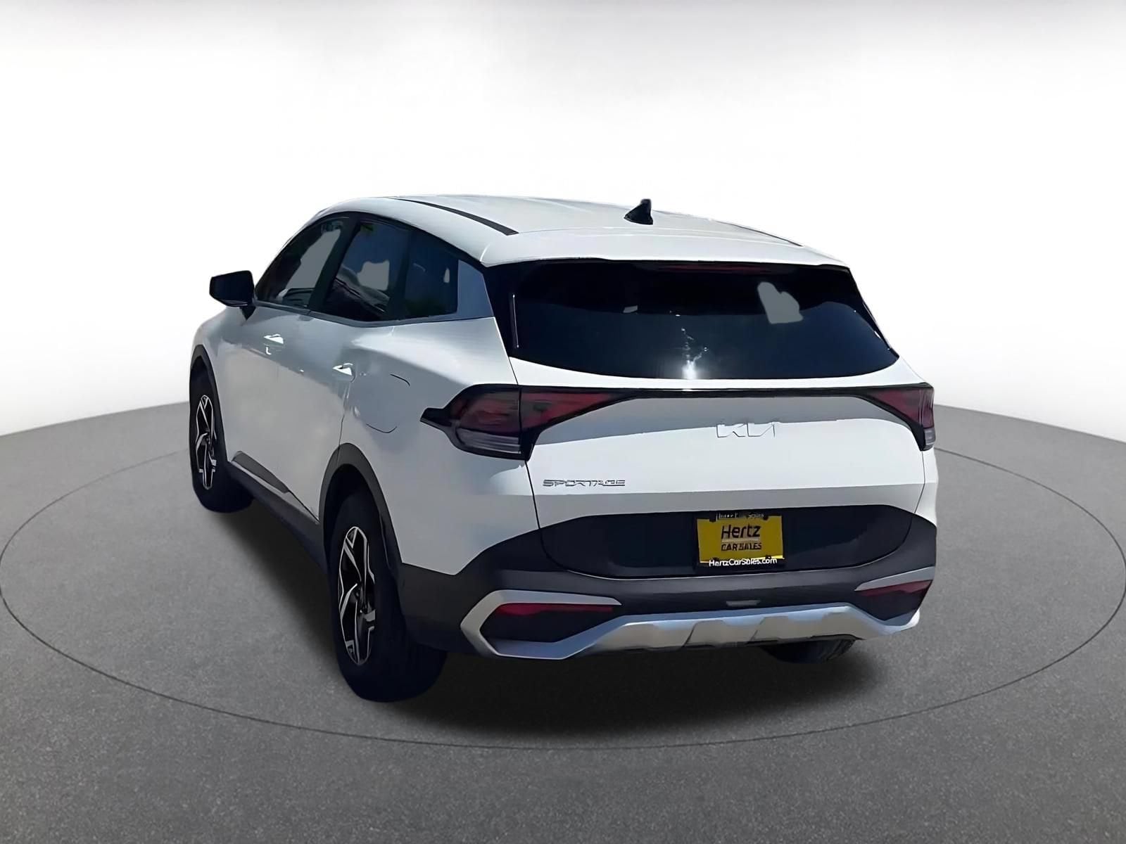 Thumbnail: 2024 Kia Sportage - 11