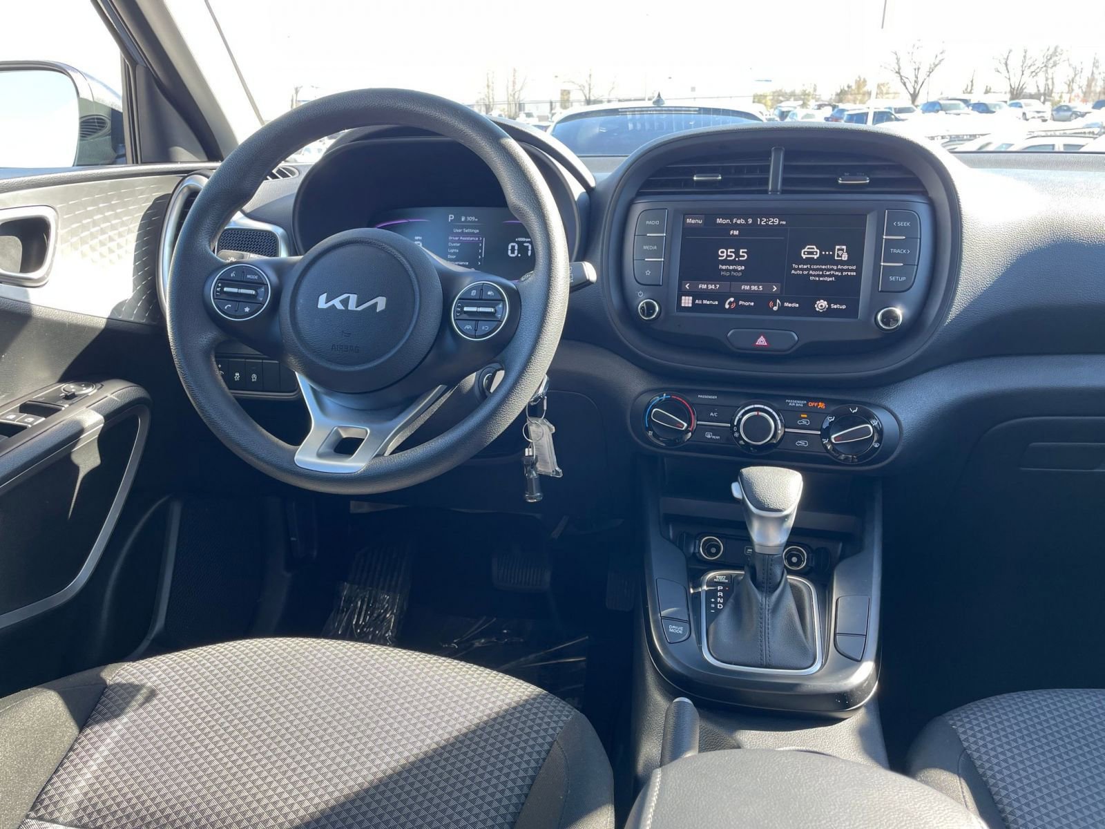 Thumbnail: 2025 Kia Soul - 32