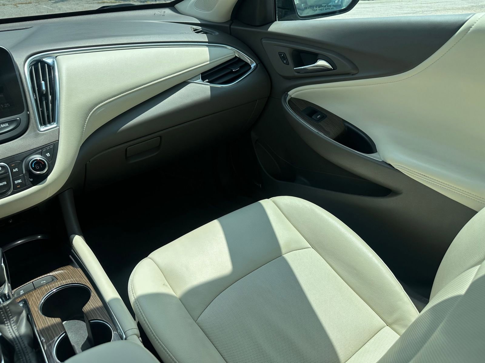 Thumbnail: 2024 Chevrolet Malibu - 35