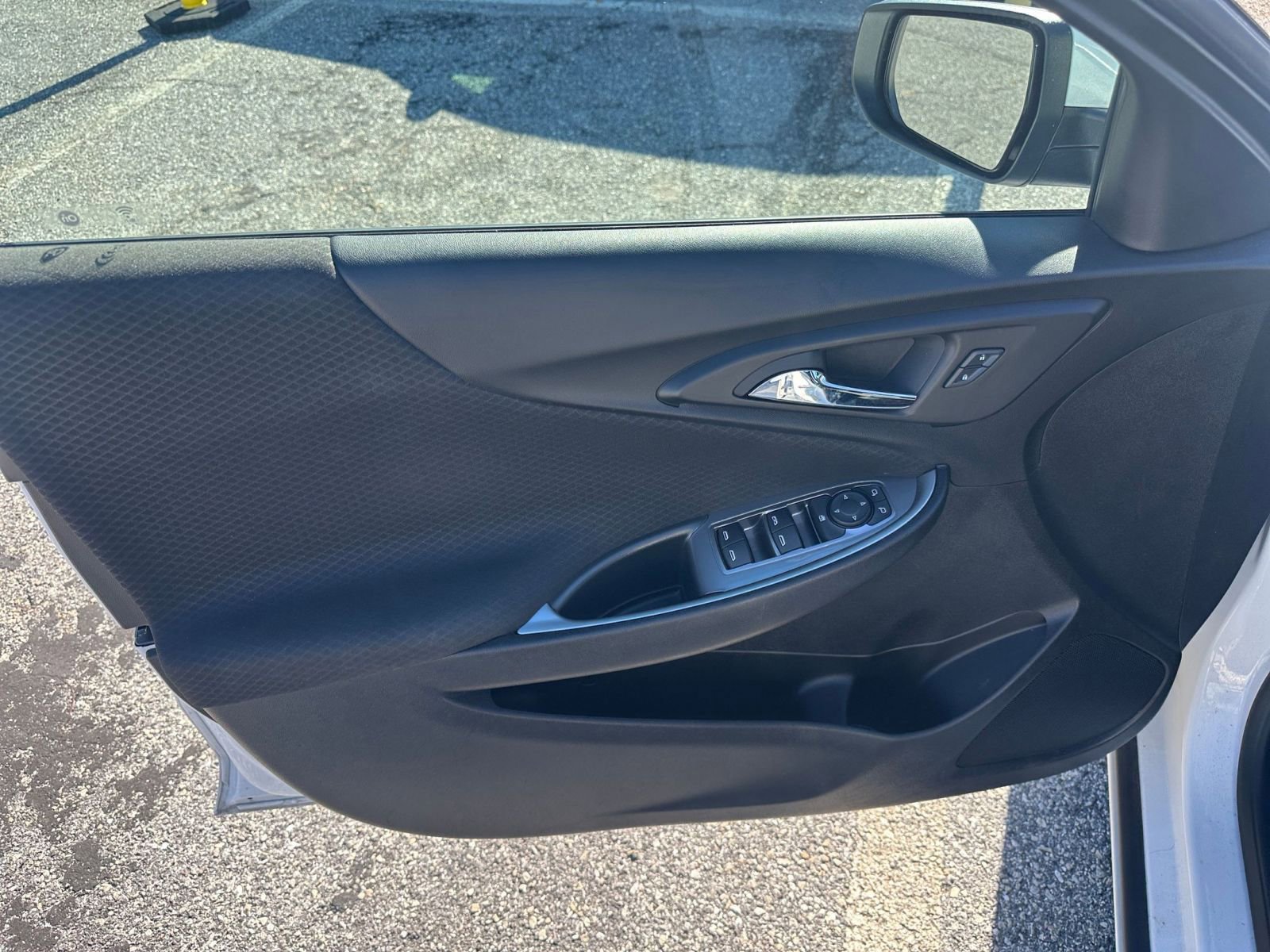 Thumbnail: 2024 Chevrolet Malibu - 20