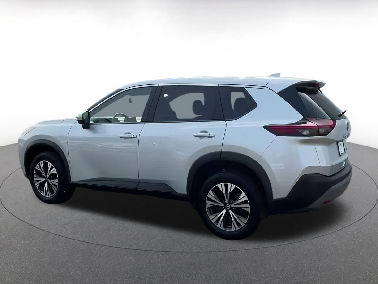 Thumbnail: 2023 Nissan Rogue - 9