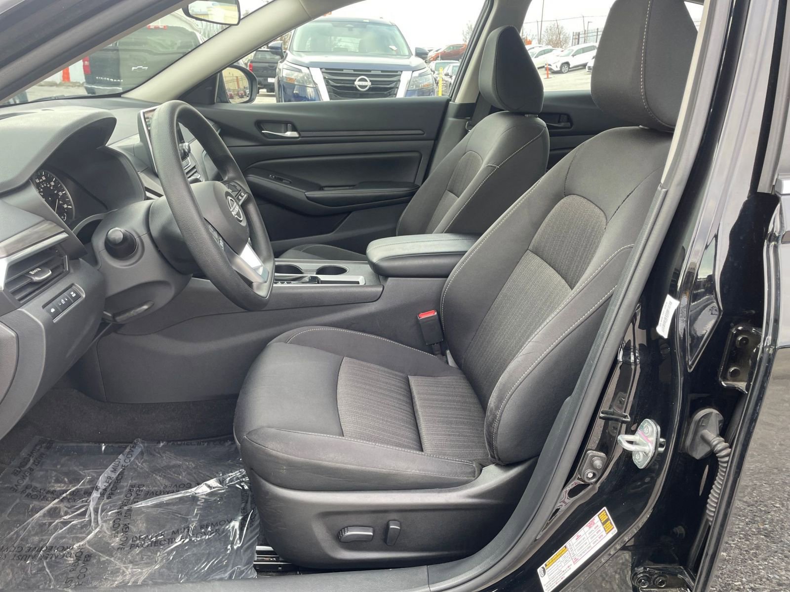 Thumbnail: 2025 Nissan Altima - 25