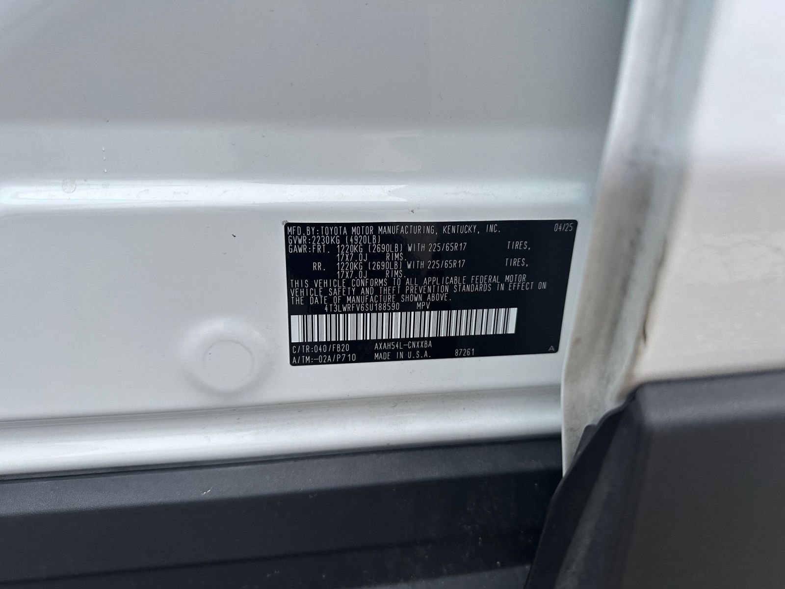 Thumbnail: 2025 Toyota RAV4 - 28