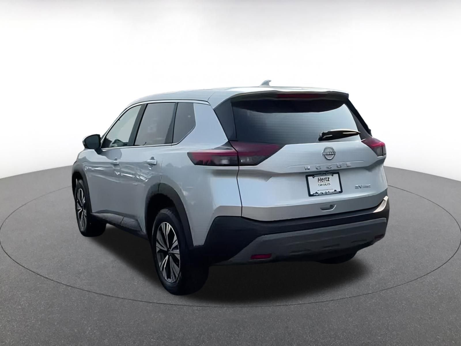 Thumbnail: 2023 Nissan Rogue - 10