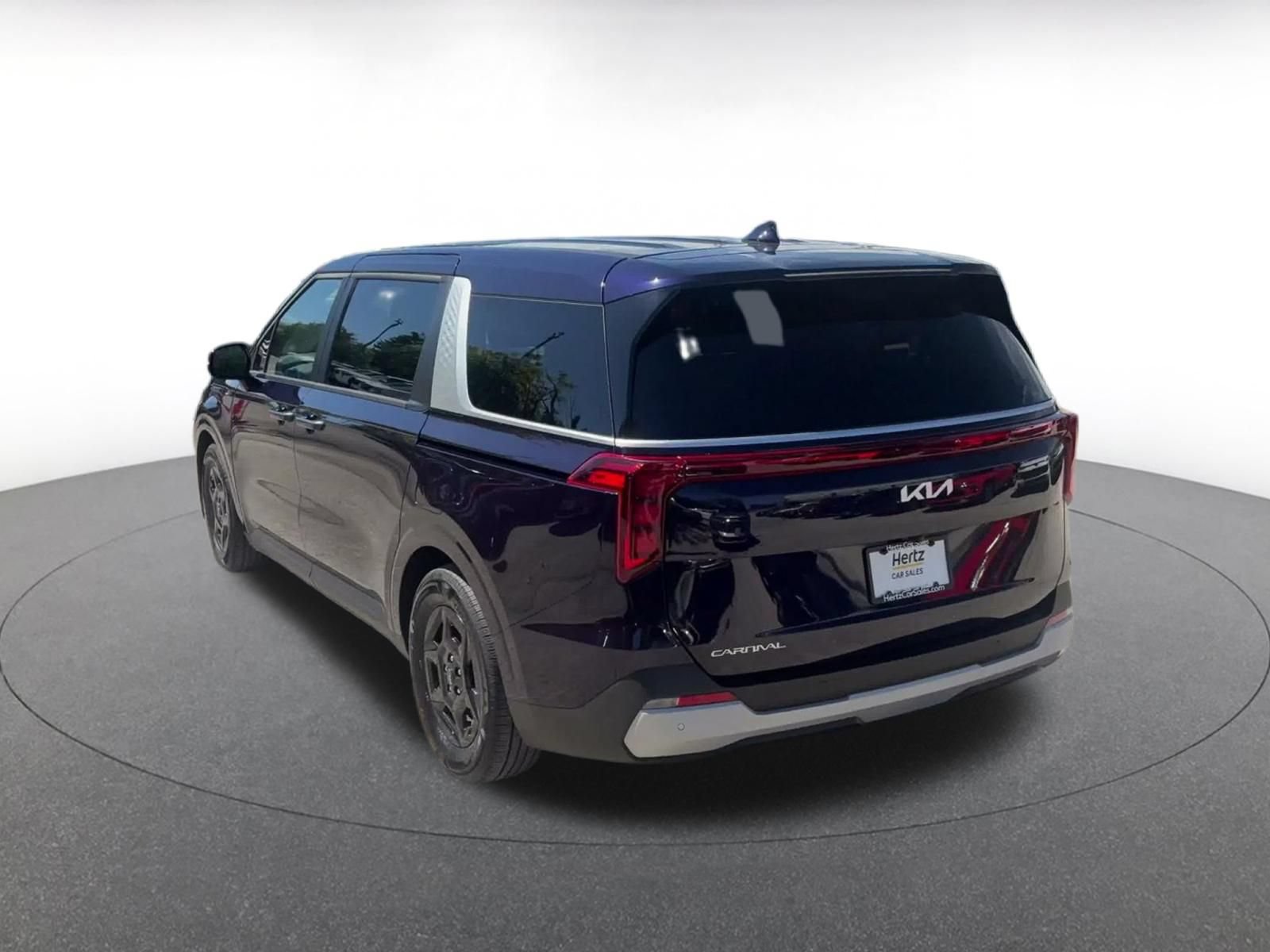 Thumbnail: 2026 Kia Carnival - 10