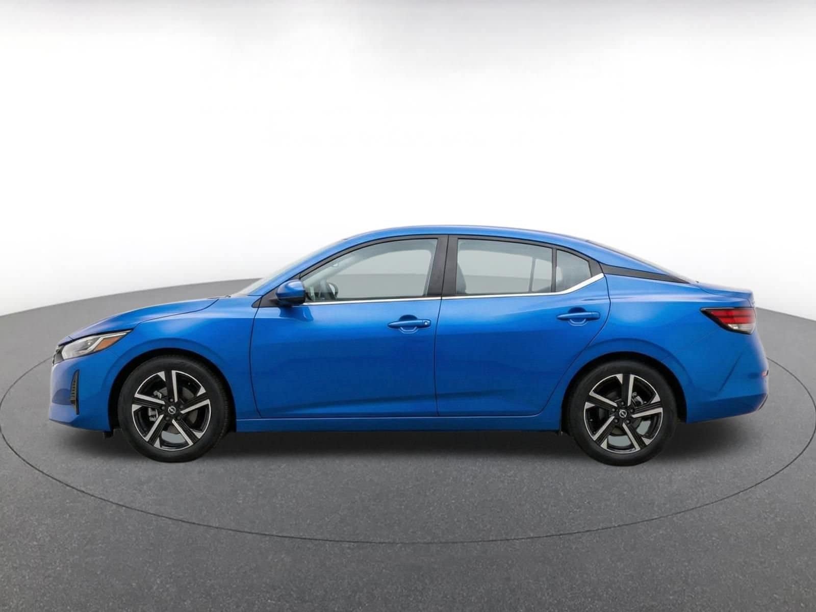 Thumbnail: 2025 Nissan Sentra - 4