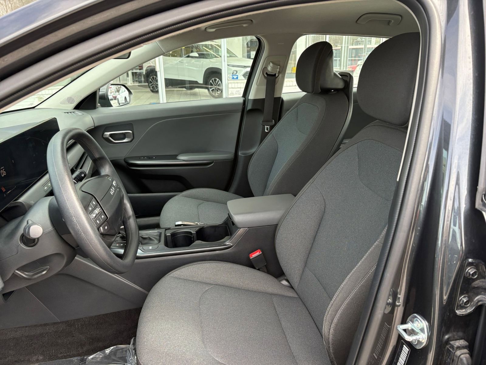 Thumbnail: 2025 Kia K4 - 35