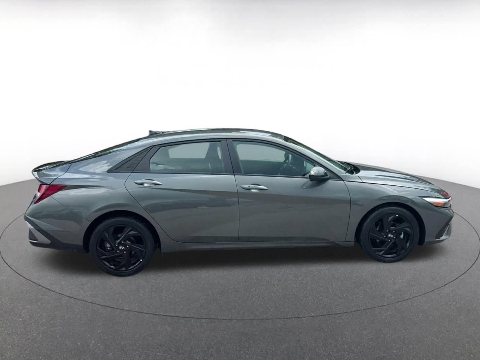 Thumbnail: 2026 Hyundai Elantra - 16