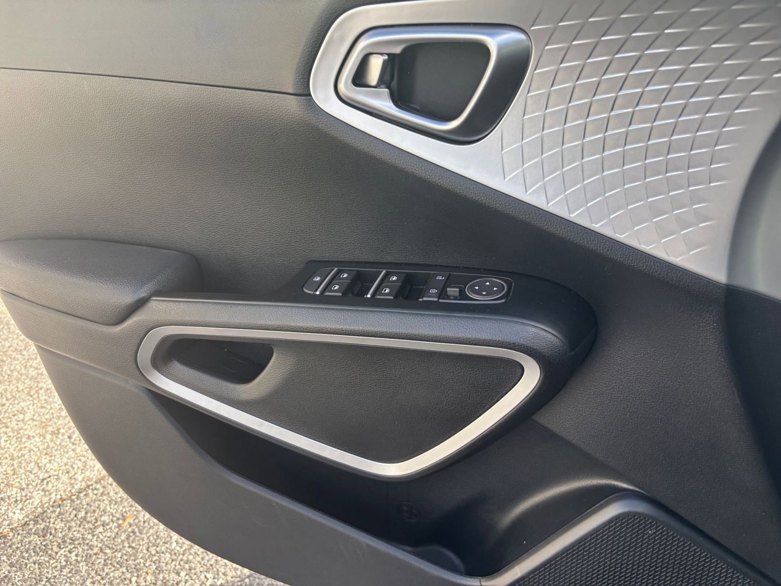 Thumbnail: 2025 Kia Soul - 18