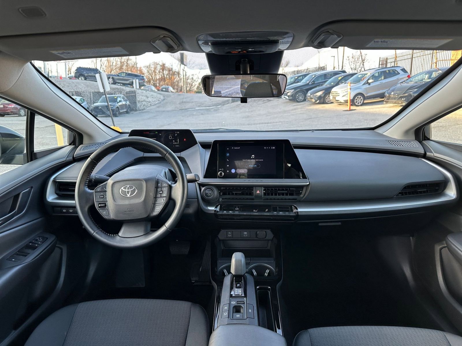 Thumbnail: 2025 Toyota Prius - 32