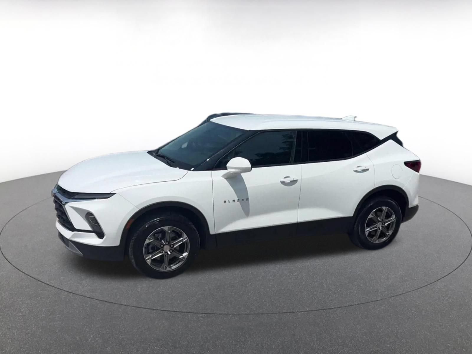 Thumbnail: 2025 Chevrolet Blazer - 6