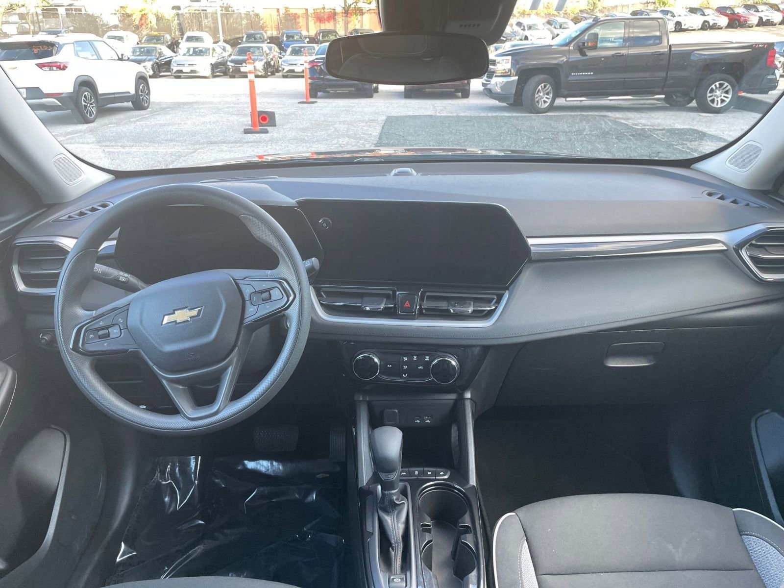 Thumbnail: 2025 Chevrolet TrailBlazer - 31