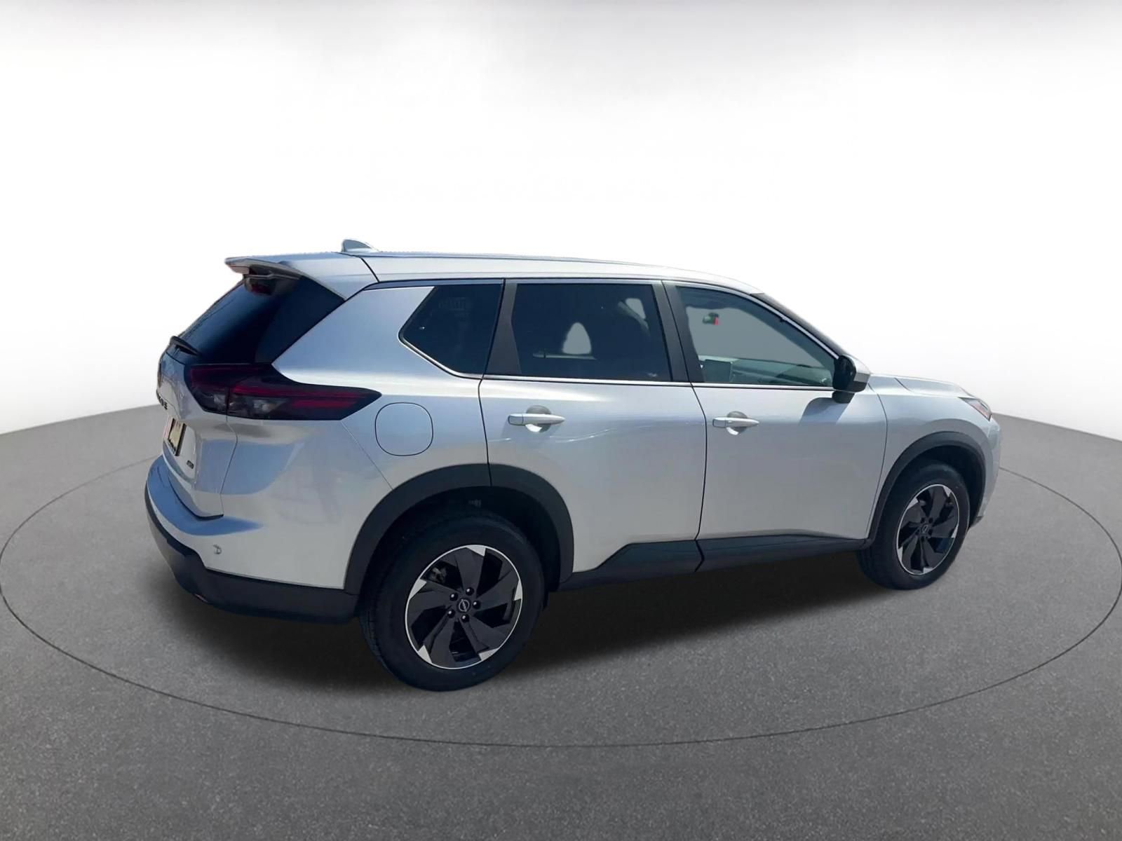 Thumbnail: 2025 Nissan Rogue - 15