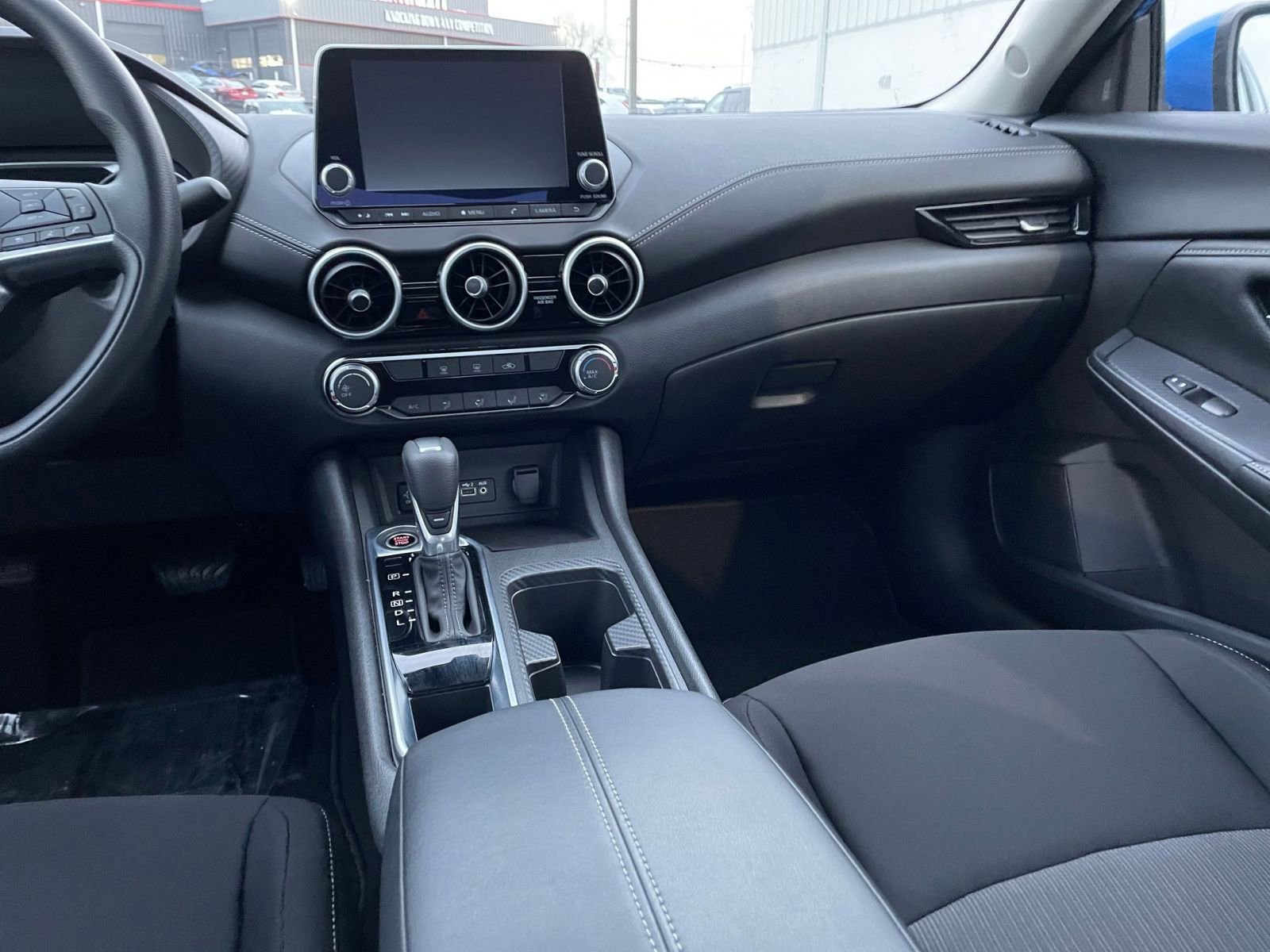 Thumbnail: 2025 Nissan Sentra - 33