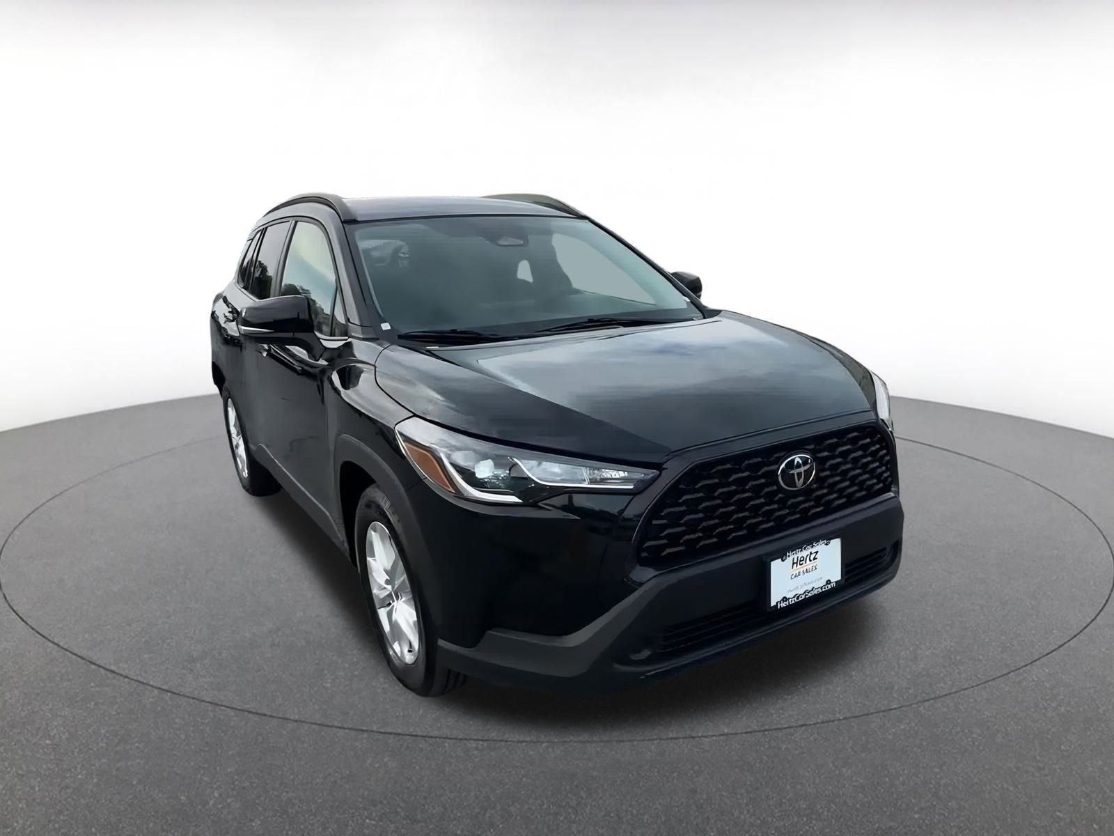 Thumbnail: 2025 Toyota Corolla Cross - 3