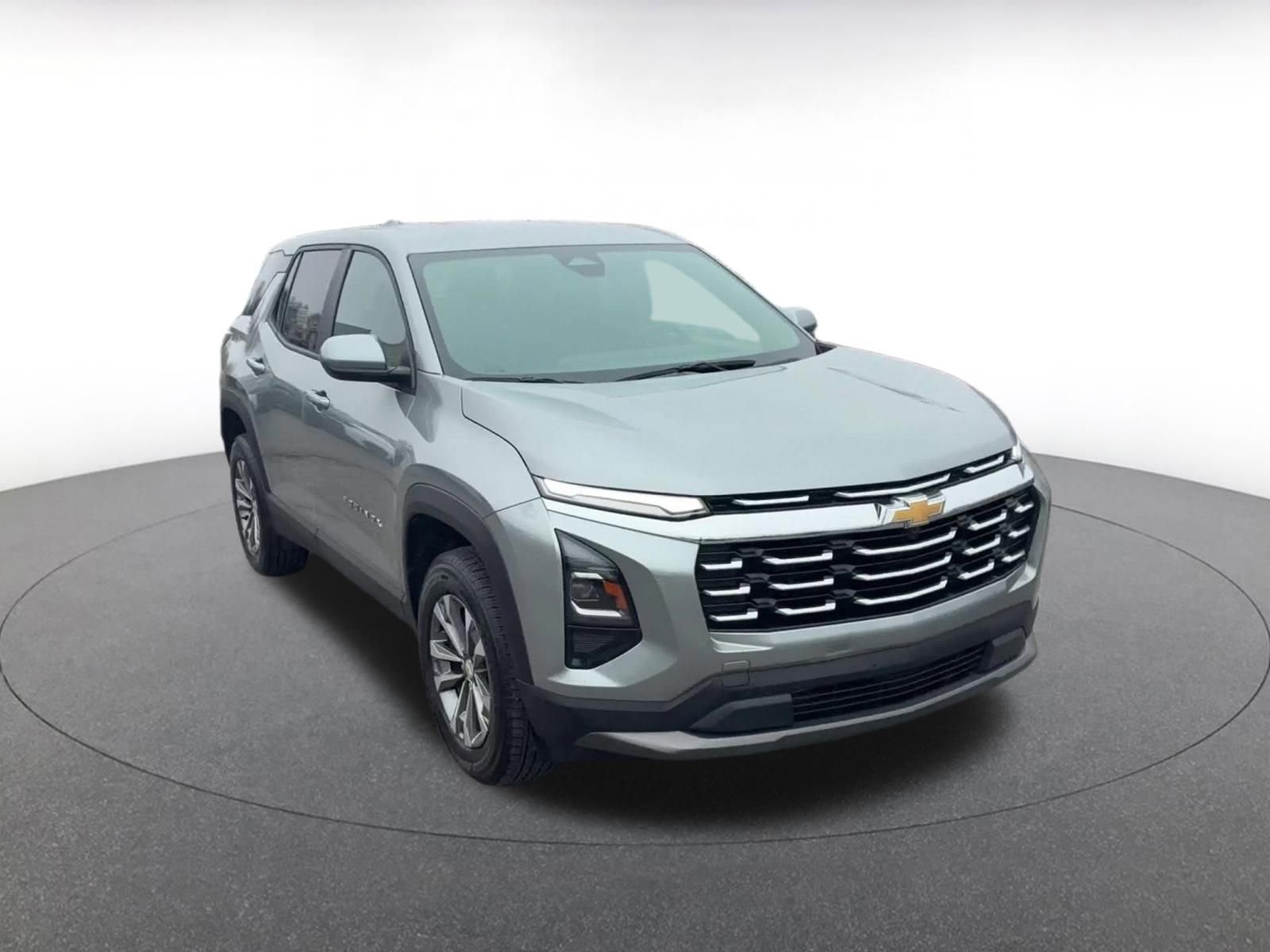 Thumbnail: 2025 Chevrolet Equinox - 3