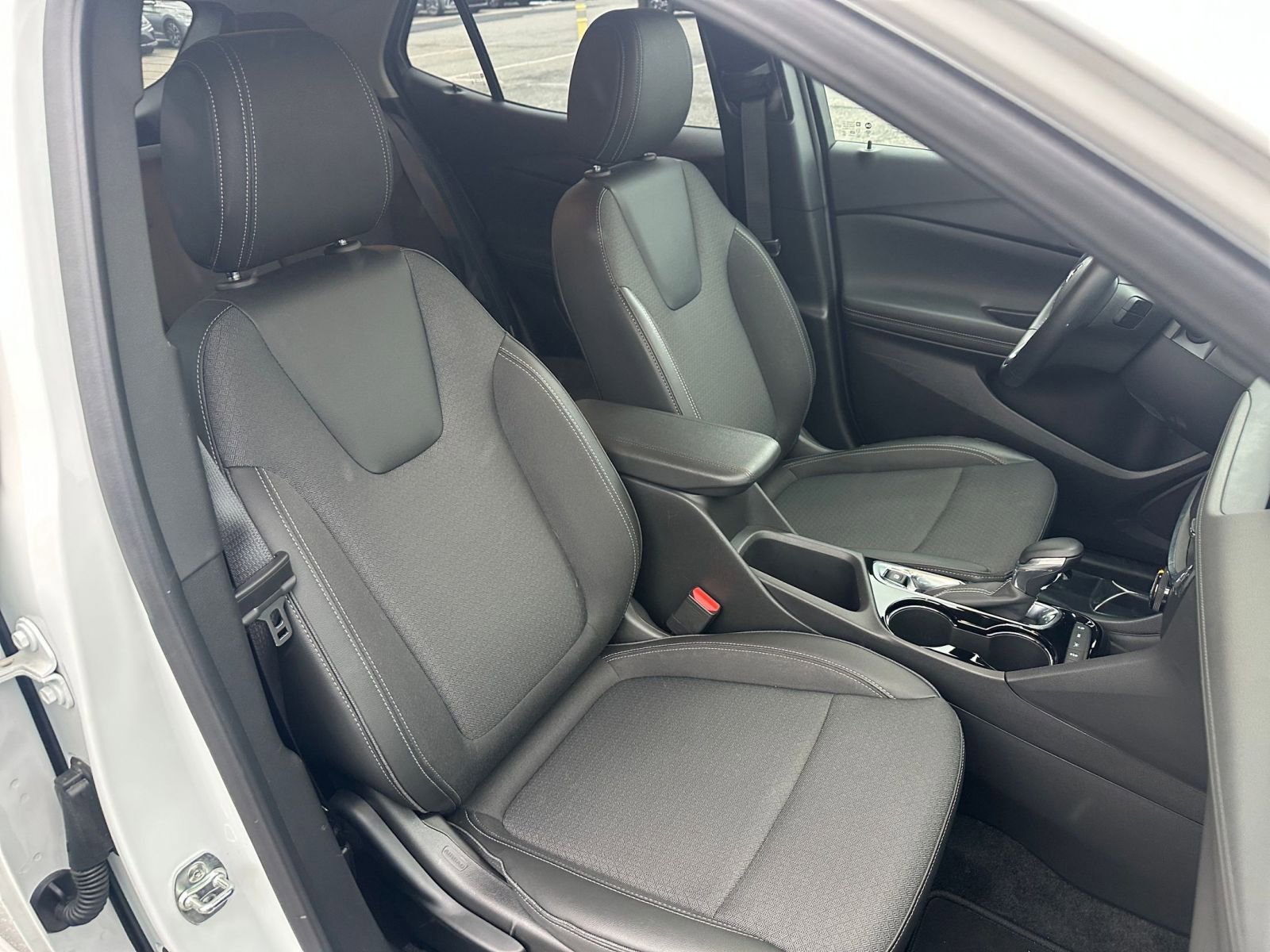 Thumbnail: 2025 Buick Encore GX - 34