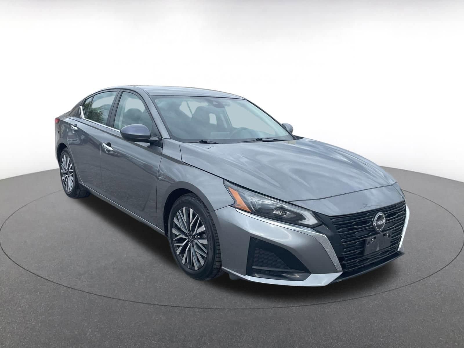 2023 Nissan Altima SV