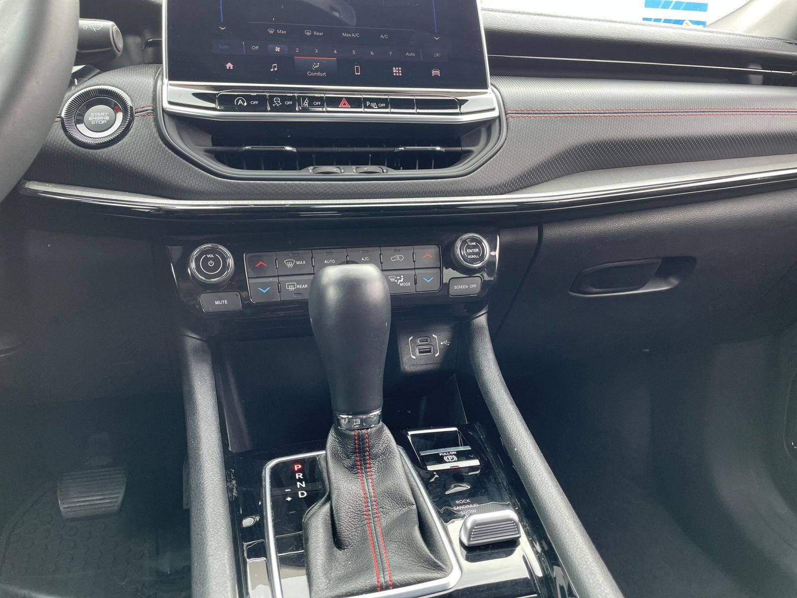 Thumbnail: 2025 Jeep Compass - 17