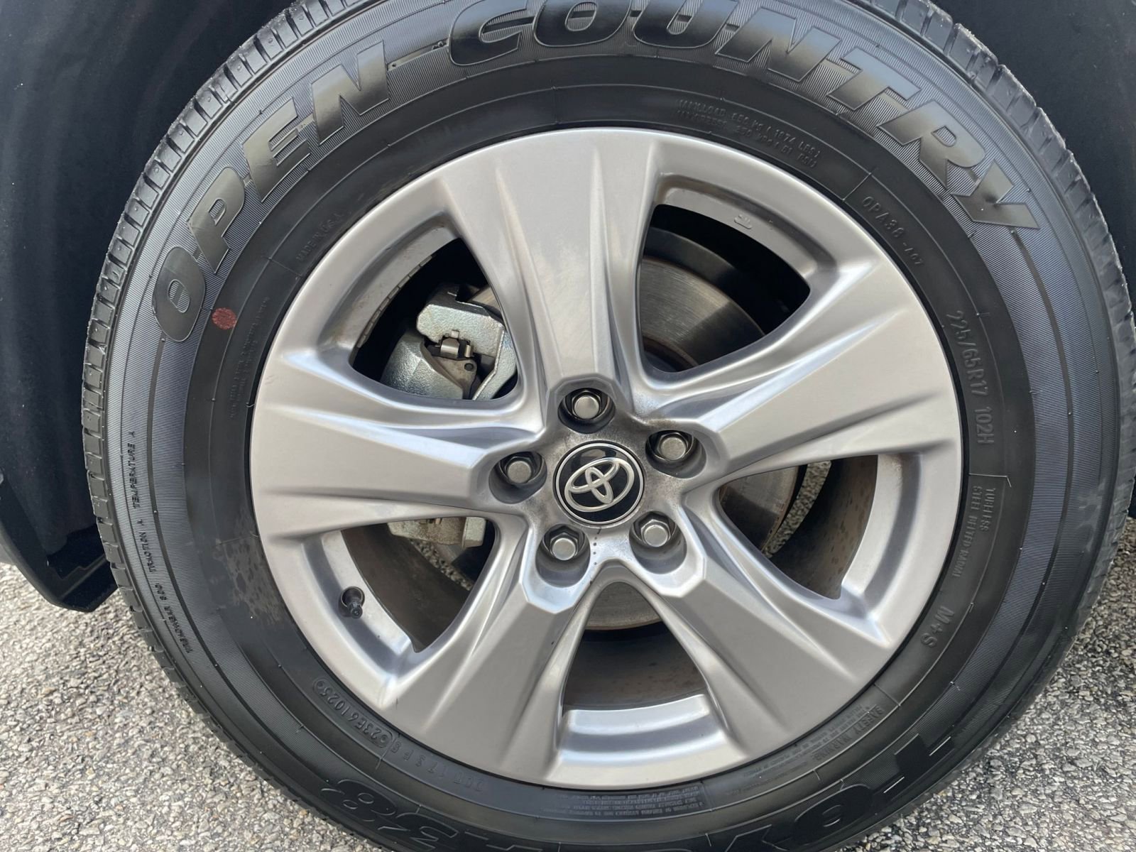 Thumbnail: 2025 Toyota RAV4 - 30