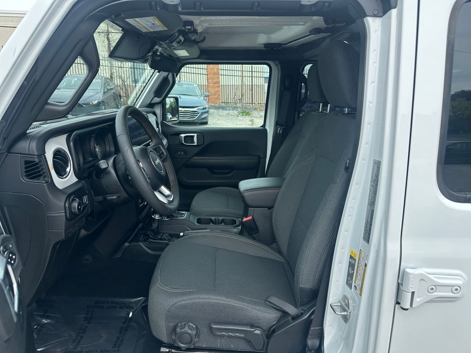 Thumbnail: 2025 Jeep Wrangler - 25