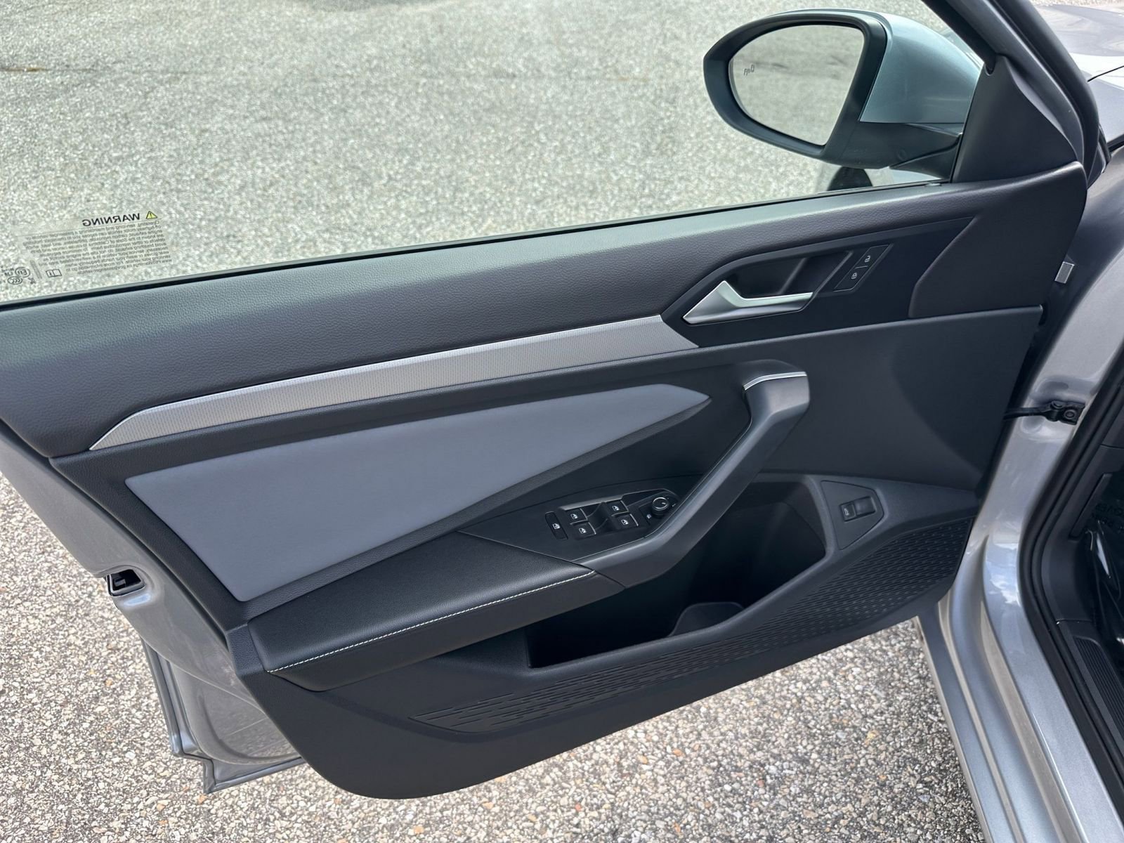 Thumbnail: 2025 Volkswagen Jetta - 20