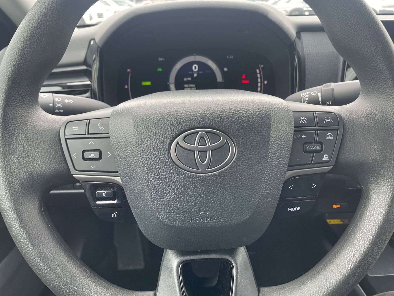 Thumbnail: 2025 Toyota Camry - 27