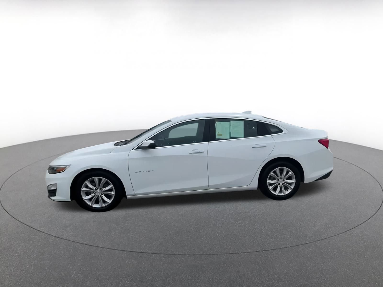 Thumbnail: 2023 Chevrolet Malibu - 9