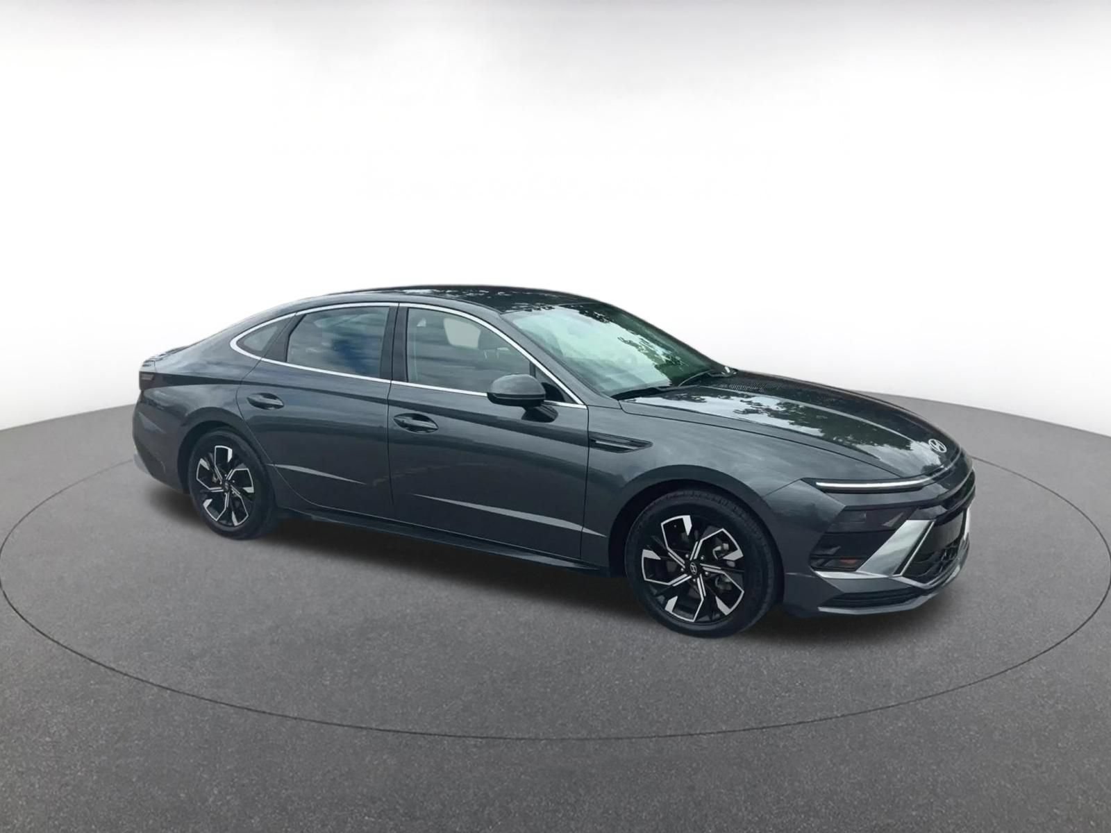 Thumbnail: 2025 Hyundai Sonata - 2