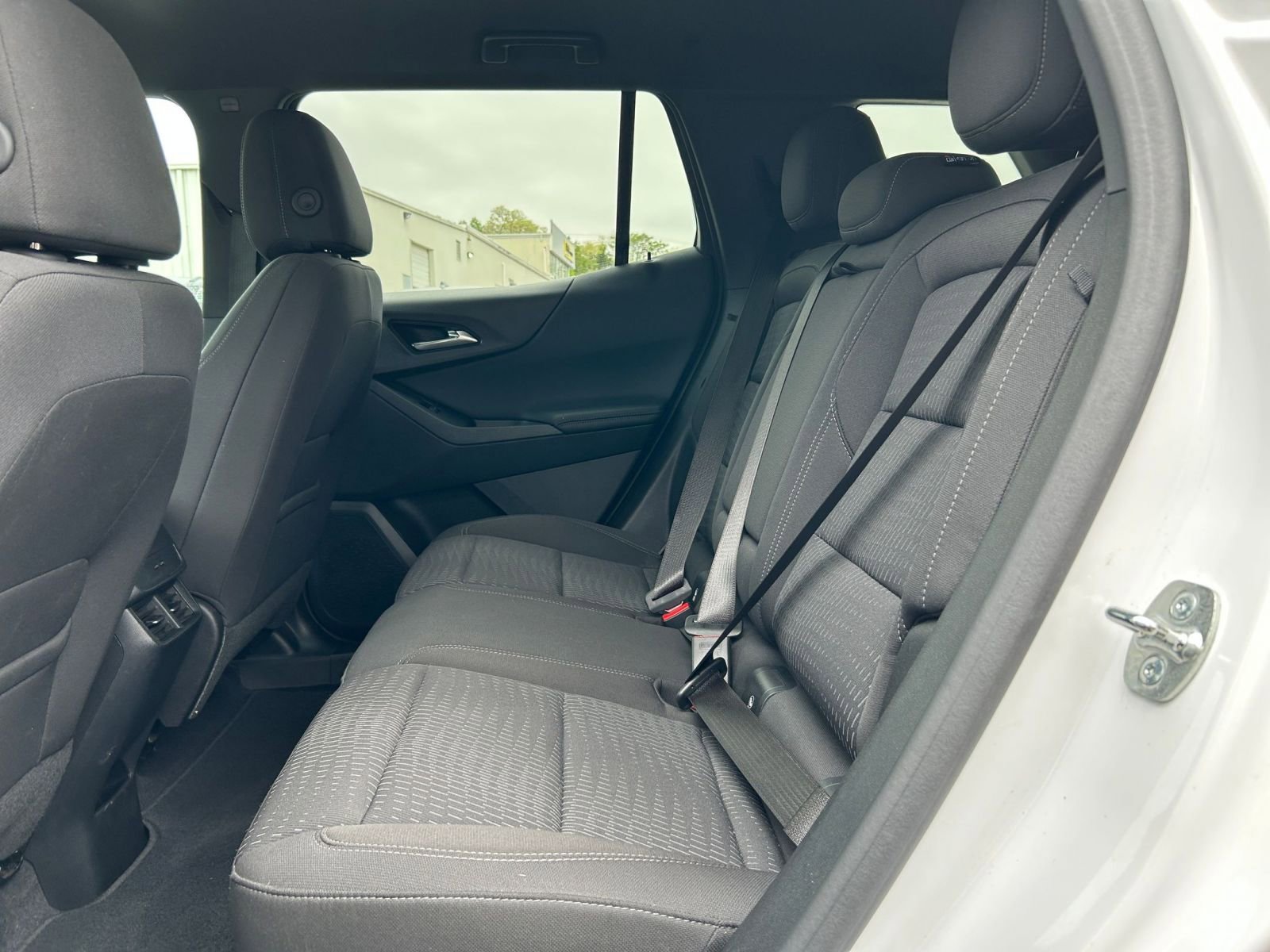 Thumbnail: 2025 Chevrolet Equinox - 21