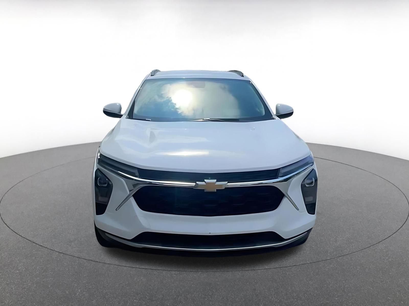 Thumbnail: 2025 Chevrolet Trax - 4