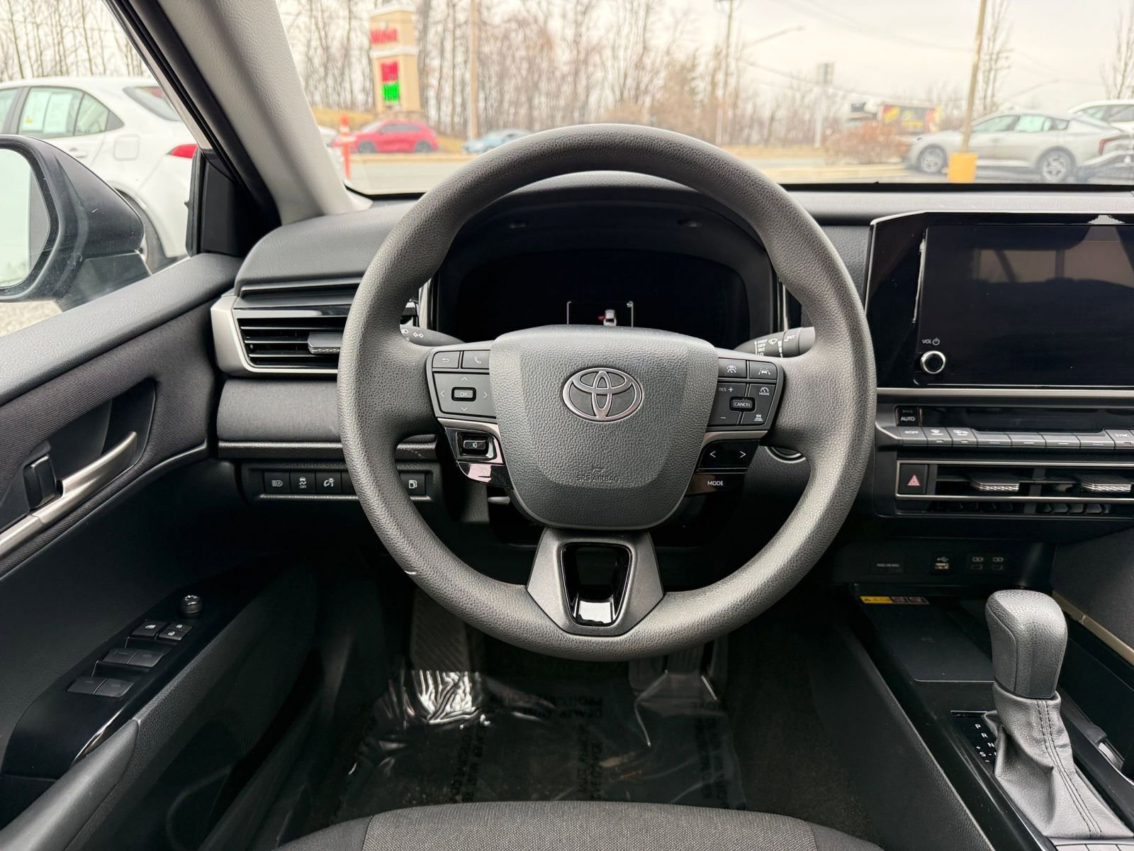 Thumbnail: 2025 Toyota Camry - 28