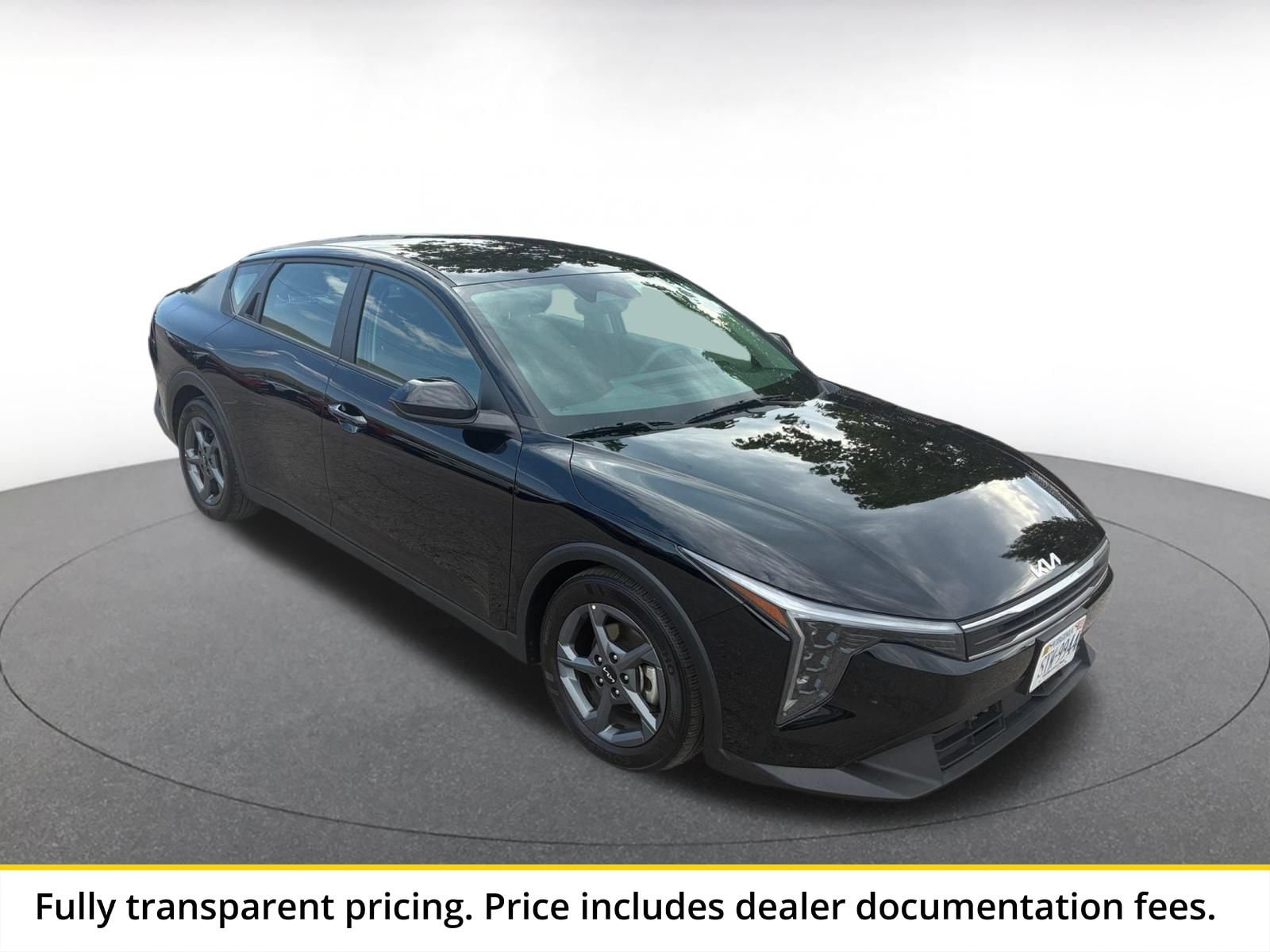 Thumbnail: 2026 Kia K4 - 1