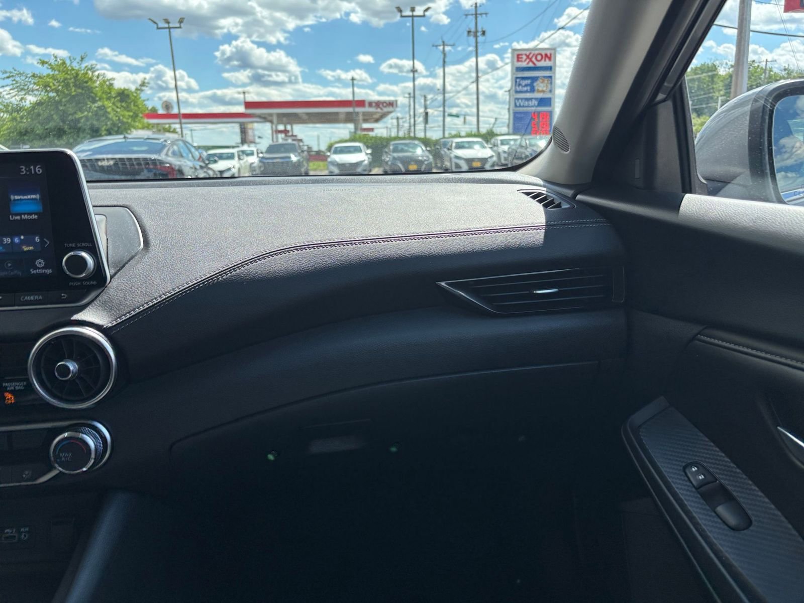 Thumbnail: 2025 Nissan Sentra - 33