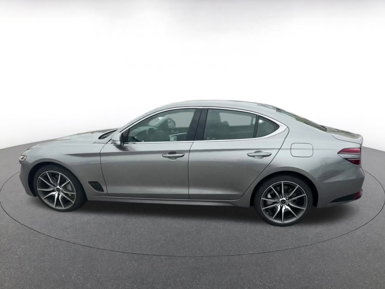 Thumbnail: 2025 Genesis G70 - 9